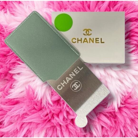 New With Box Gray Green Elegant Embossed Chanel Card Holder/Mirror - Picture 3 of 3